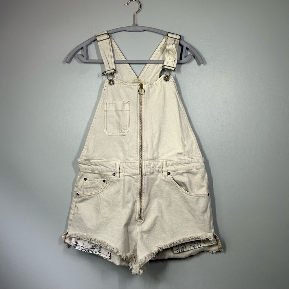 Free people paisley pocket denim short zip up overalls size 8